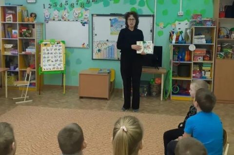 ВЕСЕЛЫЕ СТРОЧКИ ДЛЯ НЕБОЛЬШИХ ЧЕЛОВЕЧКОВ